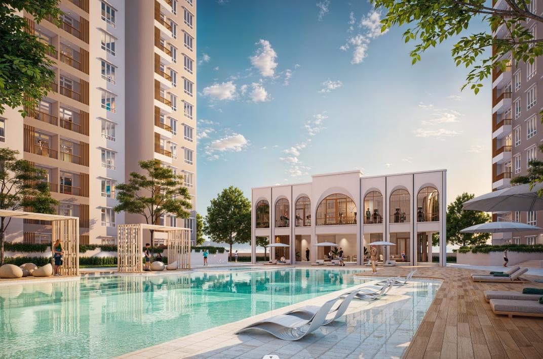 Resort-style swimming pool and clubhouse at KSL Residences 3, Kangkar Tebrau