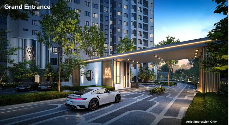 M Minori grand entrance canopy at night, Mount Austin Johor Bahru by Mah Sing Group